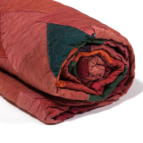 Покрывало Secret De Maison Mila (mod. MA-4) (Красный Luchetta). Фото №1