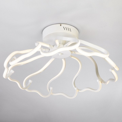 Потолочная люстра Eurosvet Begonia 90095/10 белый 100W. Фото